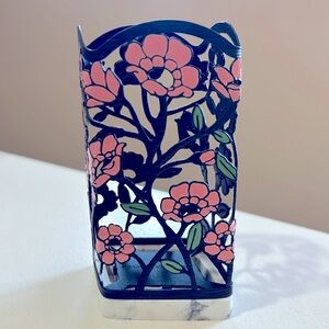 BBW Flower Soap Holder 🌸